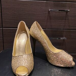 Elegant Gold Glitter Peep-Toe Heels
